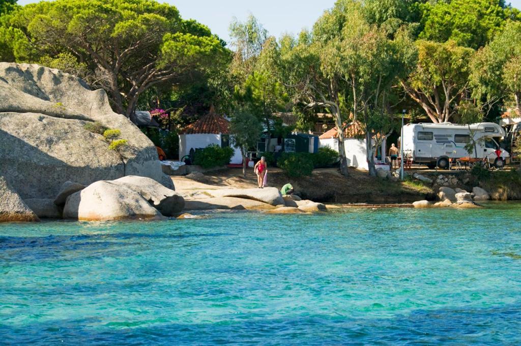 Camping Baia Saraceno Hotel Palau Eksteriør billede