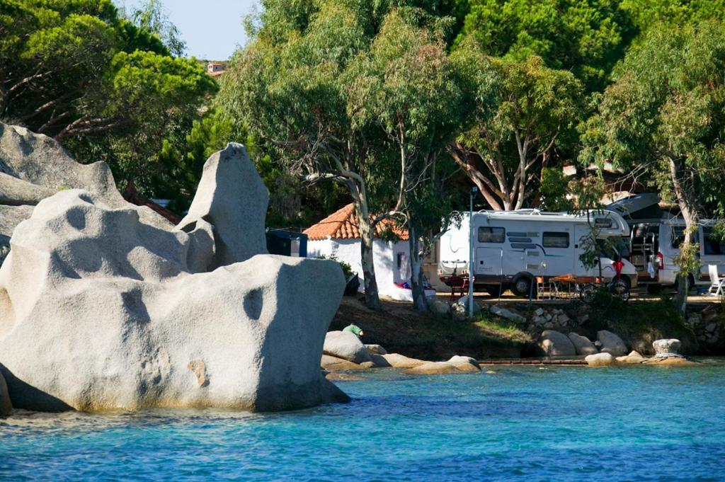 Camping Baia Saraceno Hotel Palau Eksteriør billede