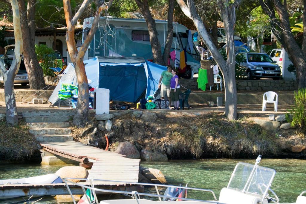 Camping Baia Saraceno Hotel Palau Eksteriør billede