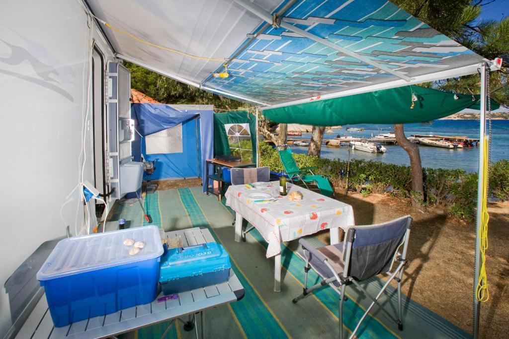 Camping Baia Saraceno Hotel Palau Eksteriør billede