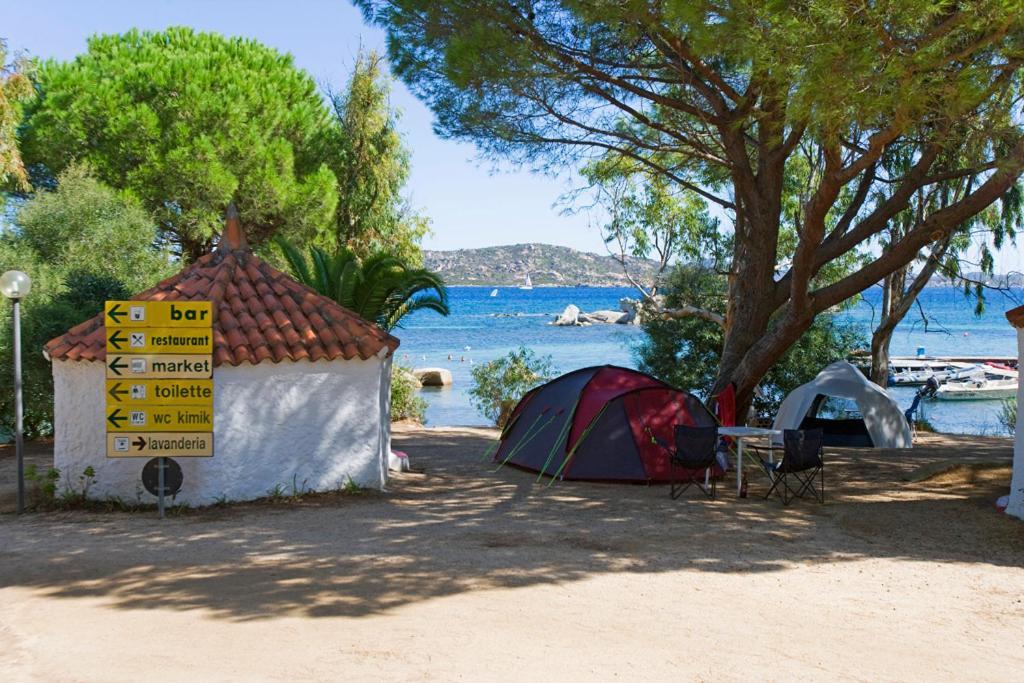 Camping Baia Saraceno Hotel Palau Eksteriør billede