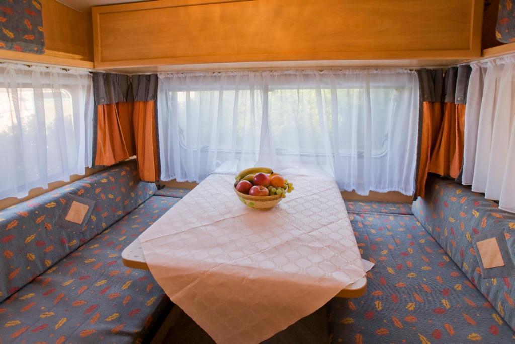 Camping Baia Saraceno Hotel Palau Værelse billede