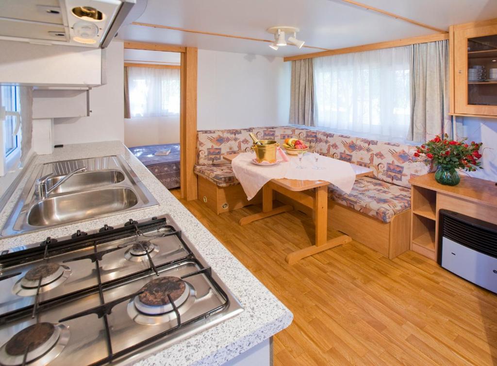 Camping Baia Saraceno Hotel Palau Værelse billede