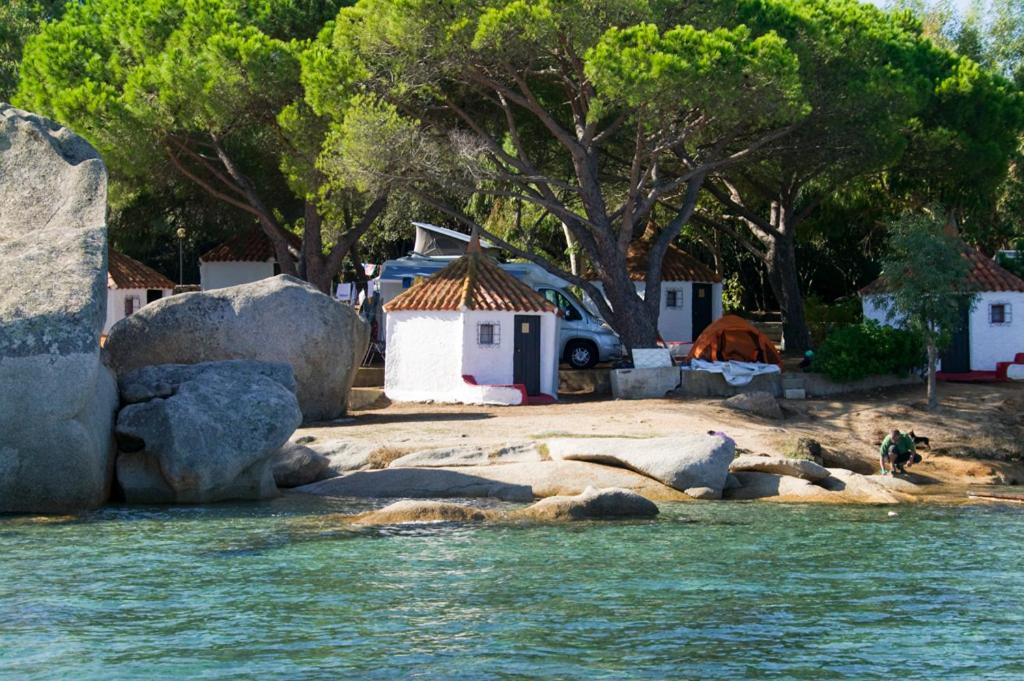 Camping Baia Saraceno Hotel Palau Eksteriør billede